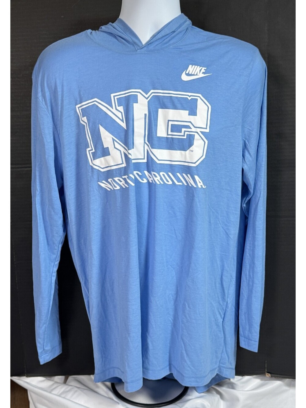Nike Blue North Carolina Tar Heels Long Sleeve Hoodie T Shirt Mens Size L NWT